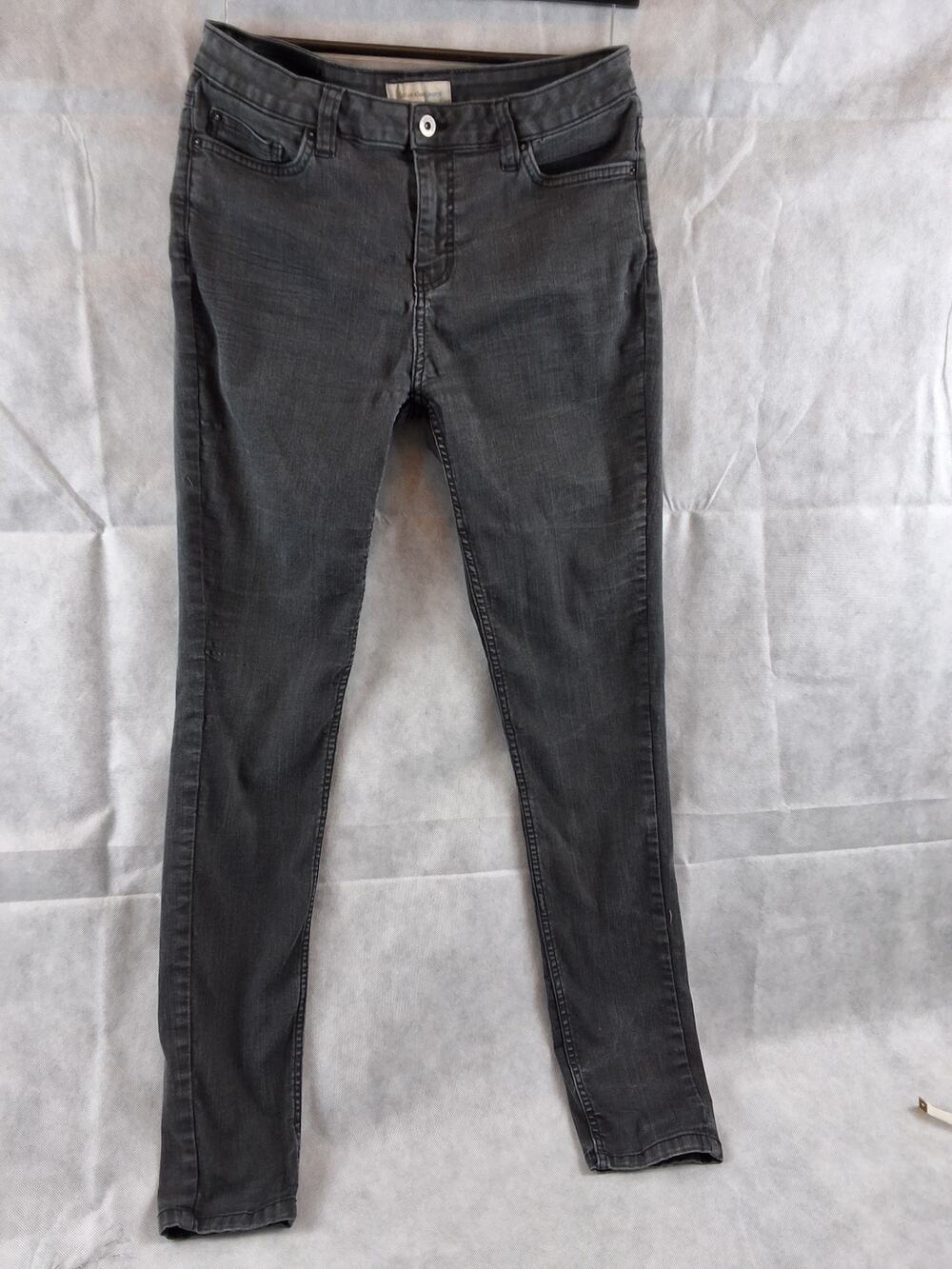 Calvin Klein Jeans size 32 gray skinny jeans faded stretch denim